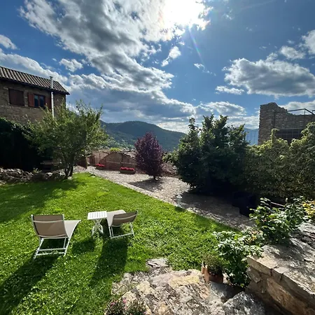 Casa Del Castell De Chalet