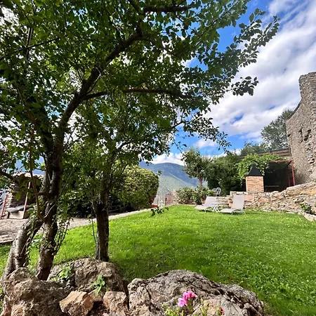 Chalet Casa Del Castell De *