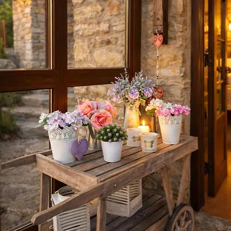 Chalet Casa Del Castell De *