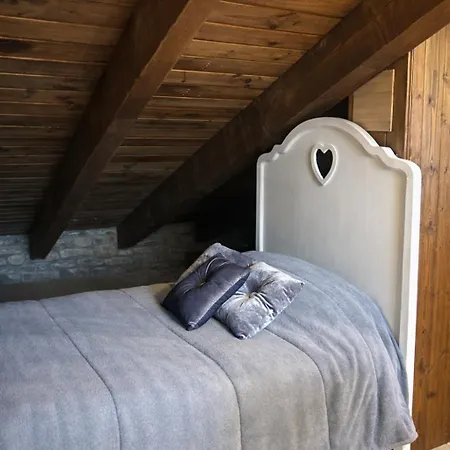Chalet Casa Del Castell De Toloríu